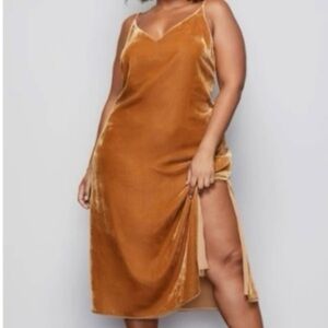 Good American Mustard Gold Velvet Slip Dress Size 4/L
